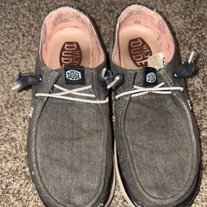 Hey Dude Women's size 7
